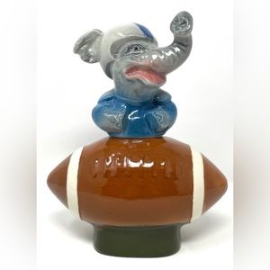 Vintage 1972 Jim Beam 2 Piece
Ceramic Decanter Republican Elephant
Collectible